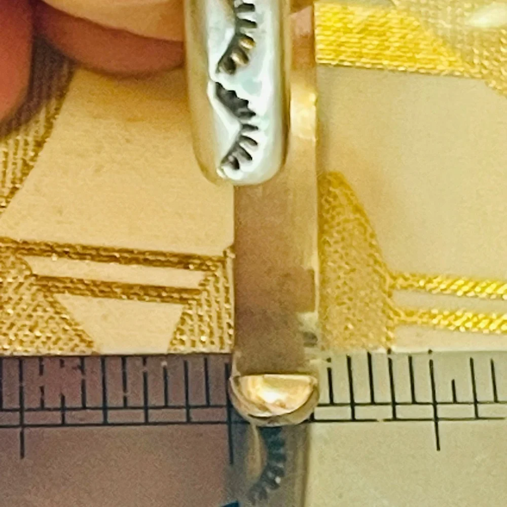 VTG Sterling Silver Cuff Bracelet Rope Accent 17 G 5.5” Sz About 5”